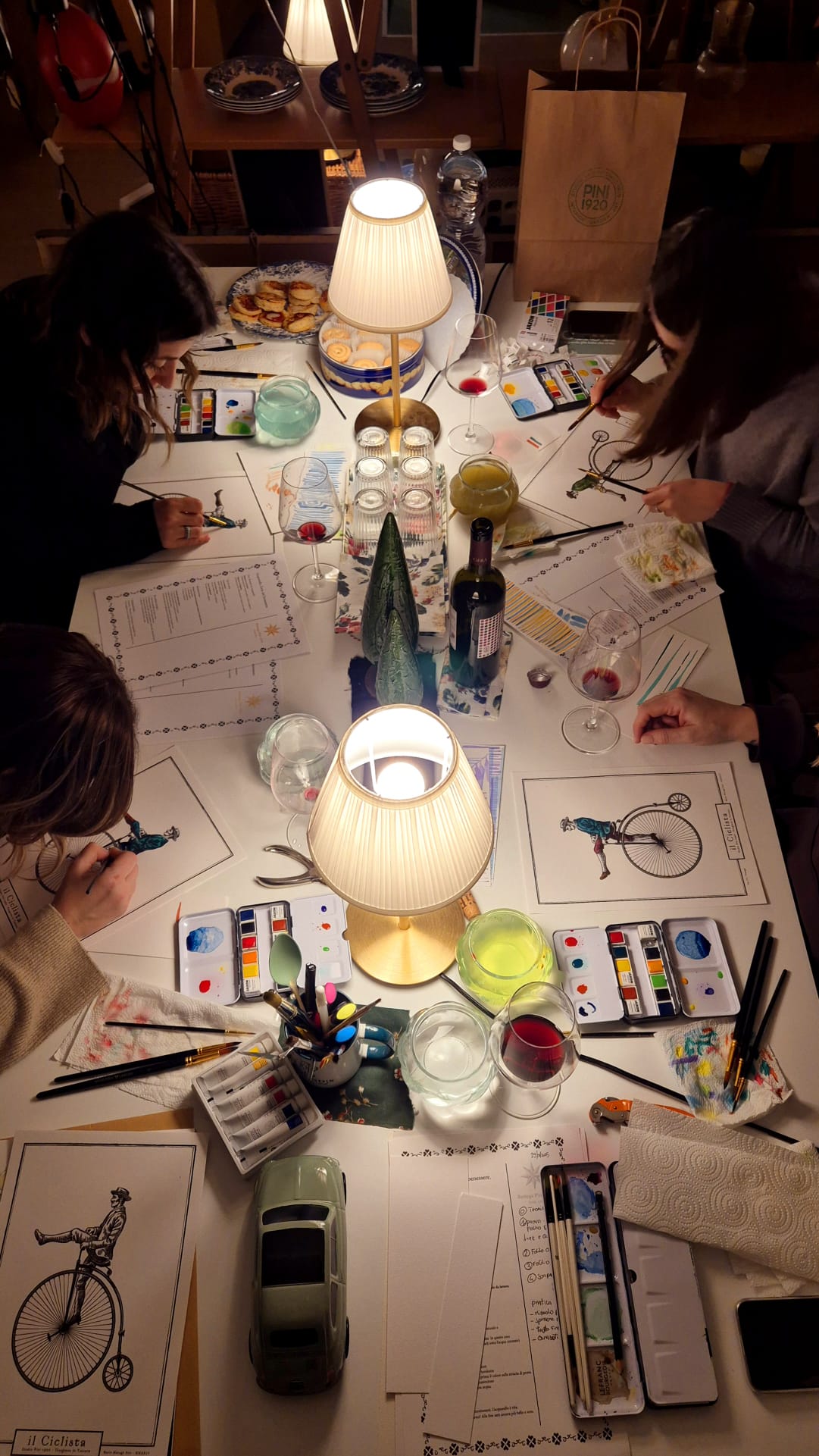 Acquerelliamo | Corso base di acquerelli su stampe vintage.